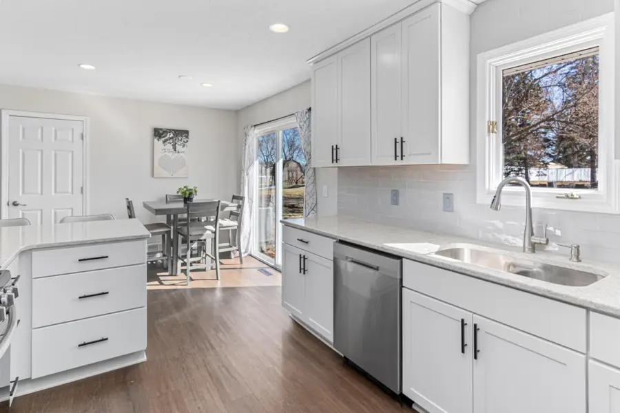 4596 142nd Street W, Apple Valley, MN 55124 - #3