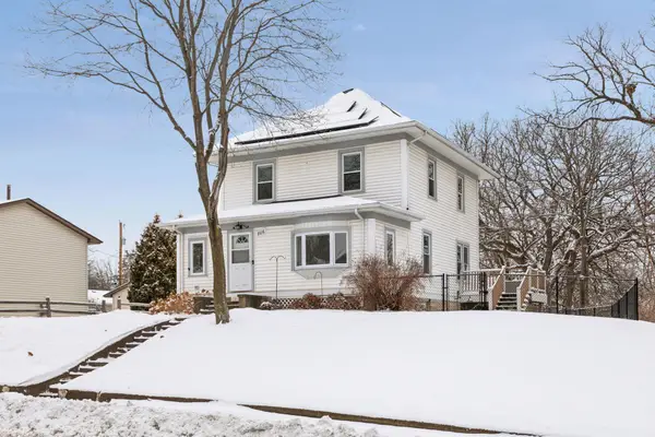 806 15th Avenue N, South Saint Paul, MN 55075