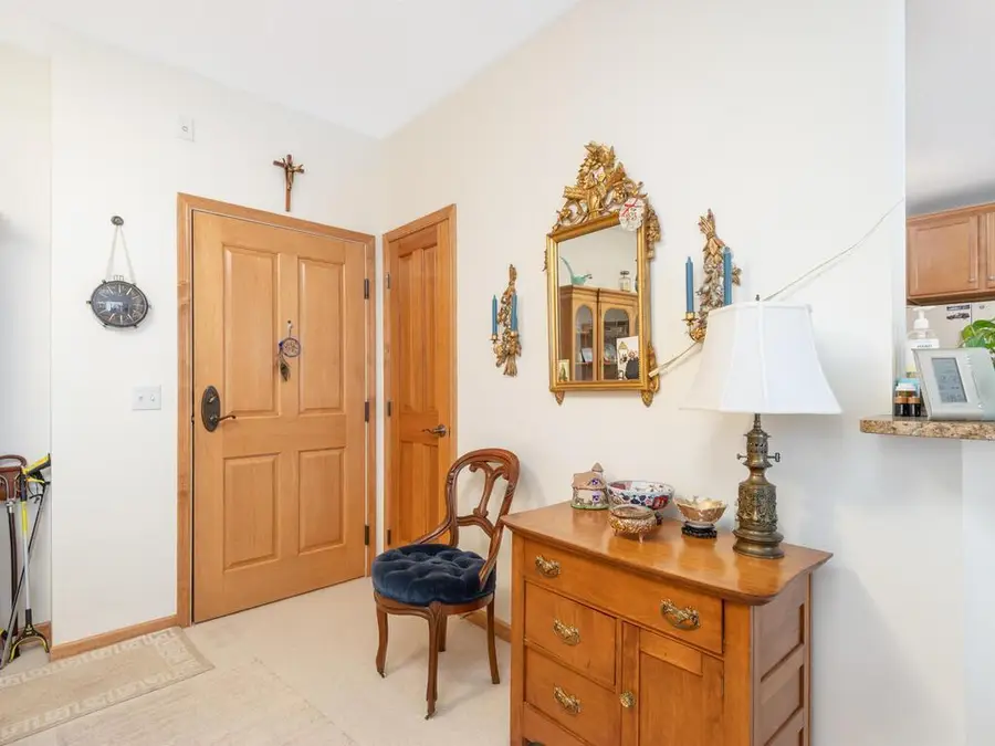 5225 Grandview Square #210, Edina, MN 55436 - #2