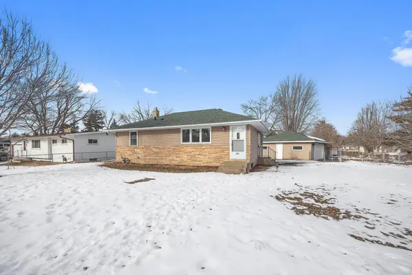 1261 Skillman Avenue E, Maplewood, MN 55109