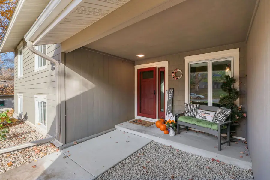 10730 34th Avenue N, Plymouth, MN 55441 - Image #2