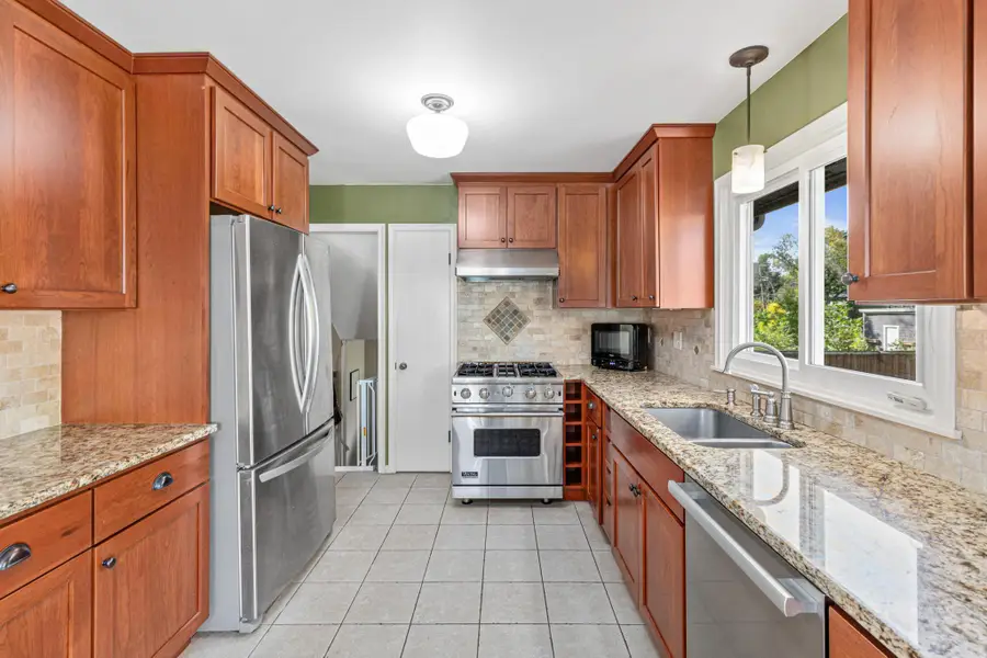 425 Ruby Drive, West Saint Paul, MN 55118 - Image #3