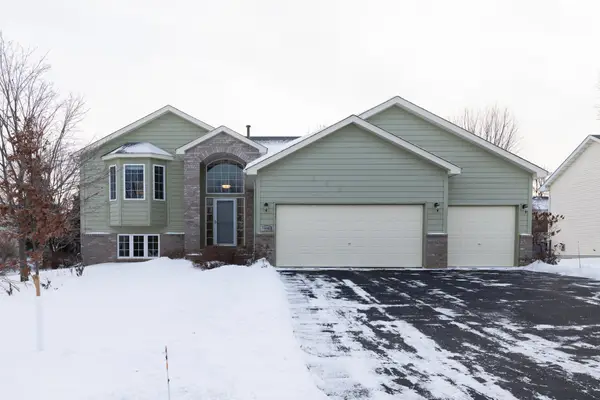 2170 Birch Street W, Rosemount, MN 55068