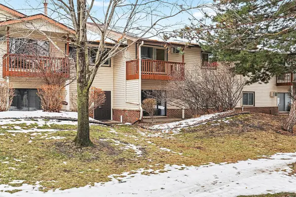 4004 Foss Road #101, Saint Anthony, MN 55421