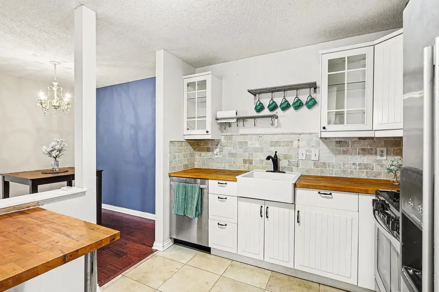 4004 Foss Road #101, Saint Anthony, MN 55421 - Image #2