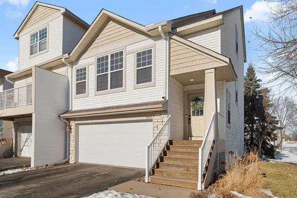 3262 Oak View Drive, Woodbury, MN 55129