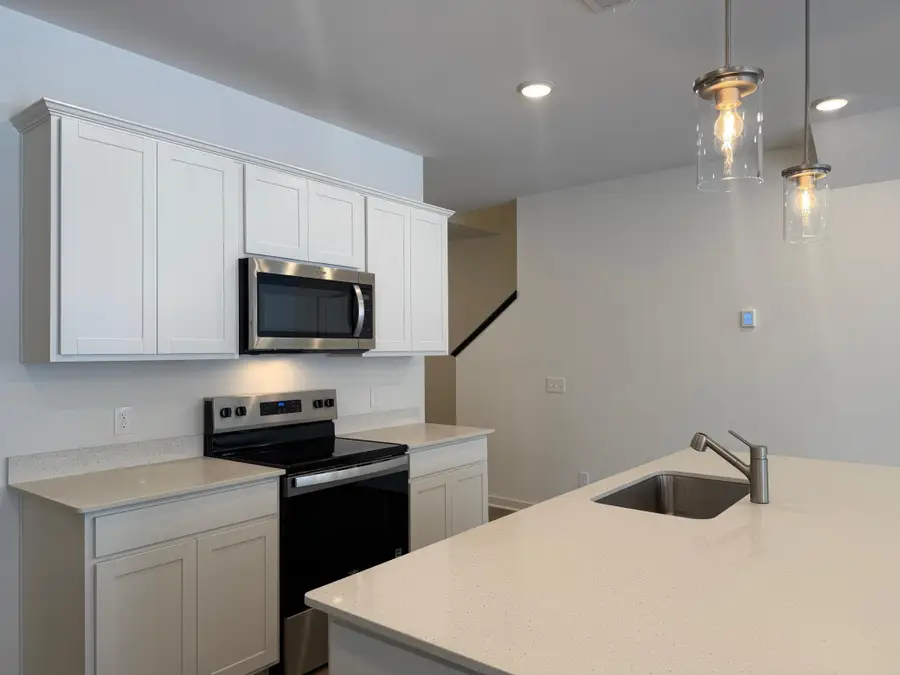 4722 Airlake Curve, Woodbury, MN 55129 - #3