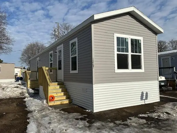 1267 Onondaga Street Ne, Fridley, MN 55432