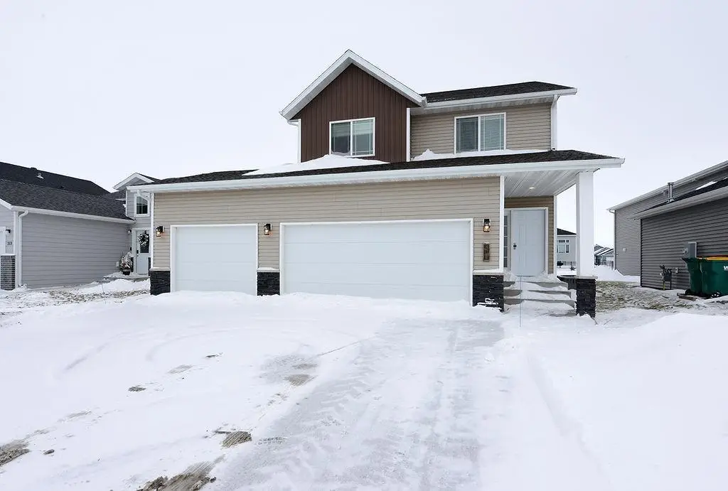 307 7th Street E, Horace, ND 58047 - Image #1