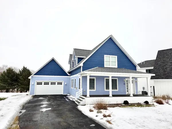 3317 Old Stone Way Ne, Sauk Rapids, MN 56379