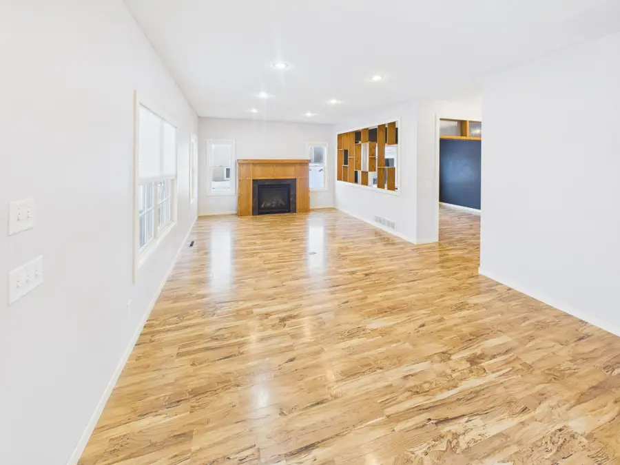 3317 Old Stone Way Ne, Sauk Rapids, MN 56379 - Image #2