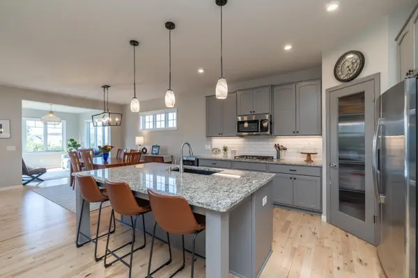 7997 183rd Street W, Lakeville, MN 55044