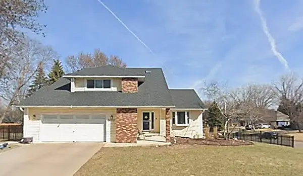 5000 Norwood Lane N, Plymouth, MN 55442