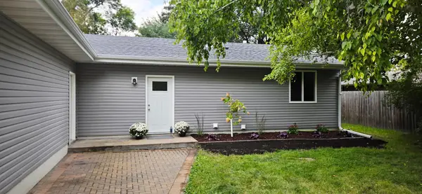 2510 Evergreen Road N, Fargo, ND 58102