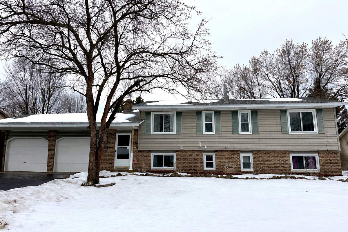 8868 89th Street Circle S, Cottage Grove, MN 55016 - Image #1