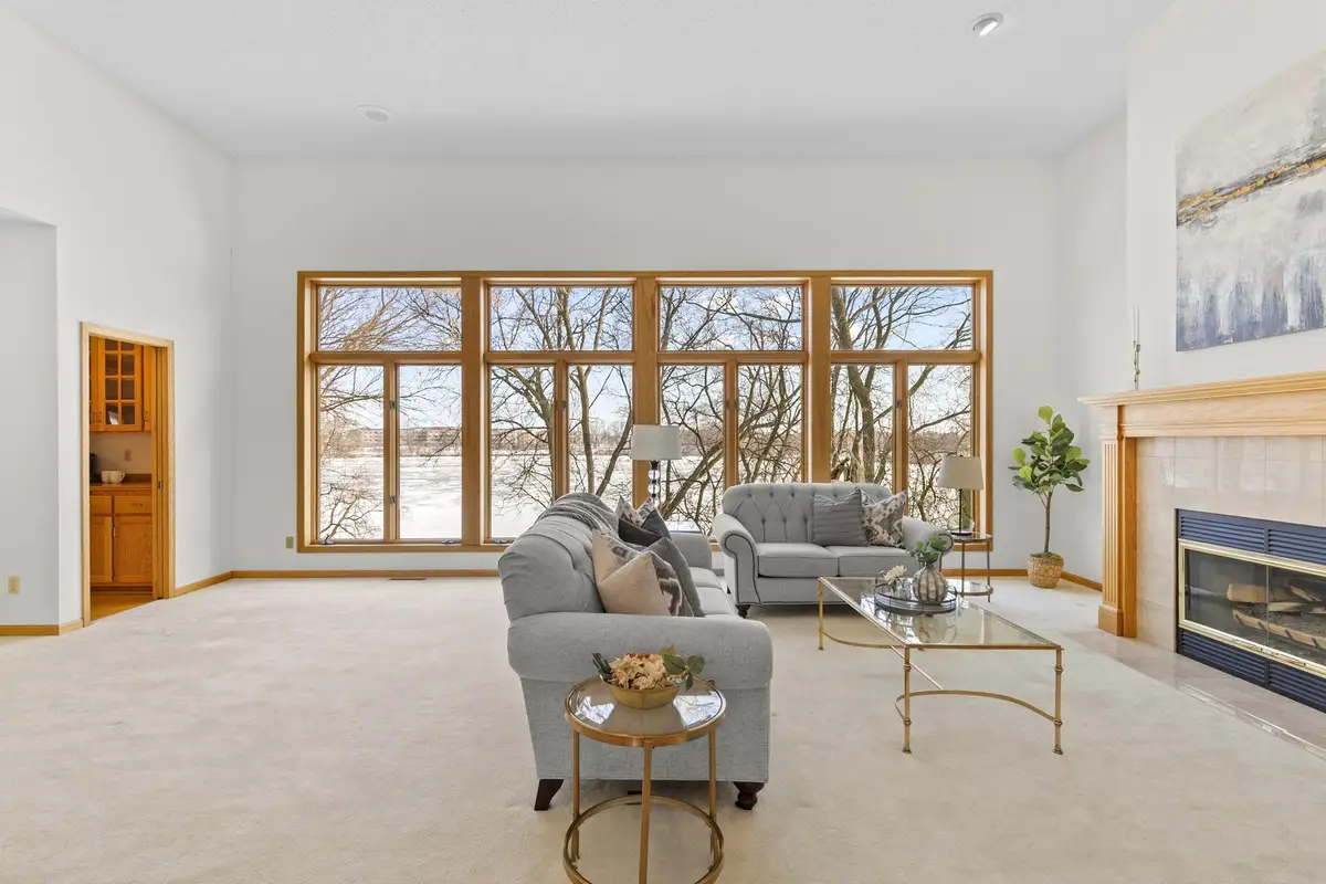 1181 12th Avenue Nw, New Brighton, MN 55112 - Image #1