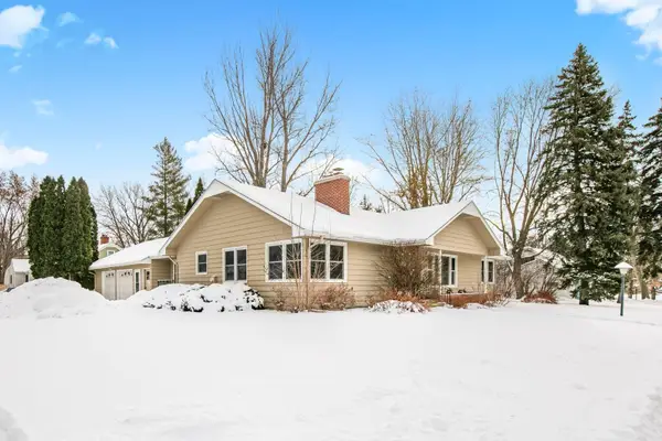 615 Mooers Avenue Se, Cokato, MN 55321