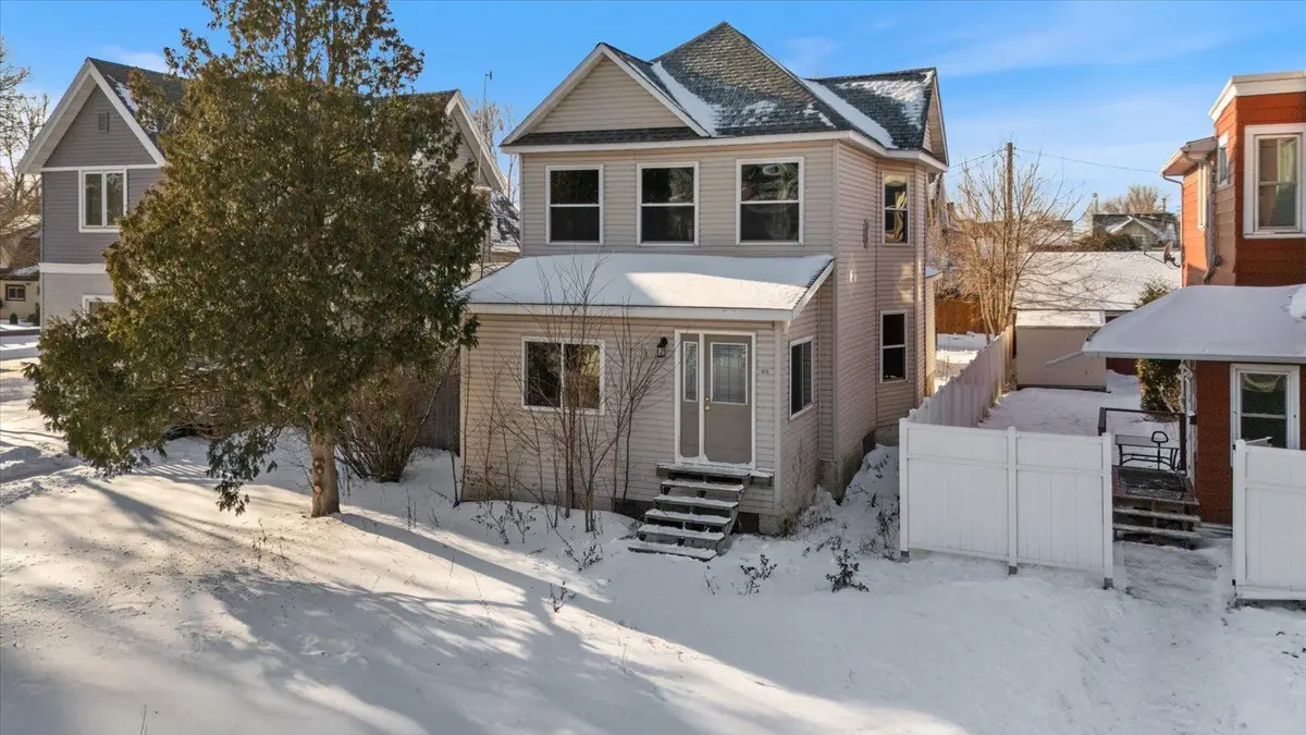 515 S 5th Avenue, Virginia, MN 55792 - #1