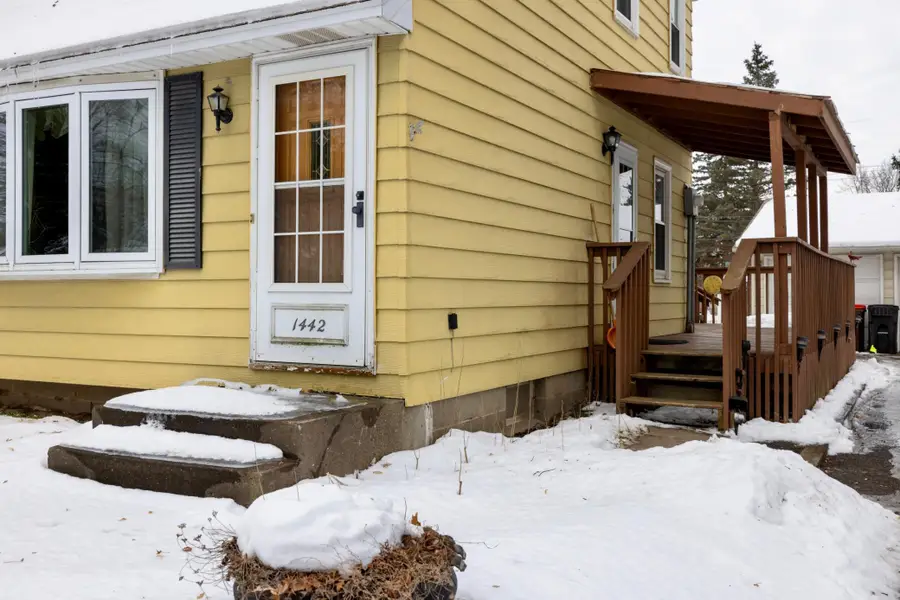 1442 Sandhurst Avenue E, Maplewood, MN 55109 - Image #3