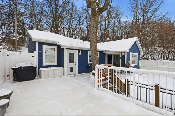 7327 Quinn Avenue Nw, South Haven, MN 55382