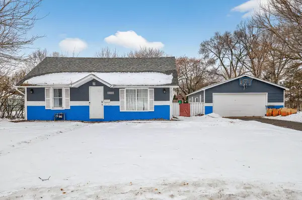 5626 6th Street Ne, Fridley, MN 55432