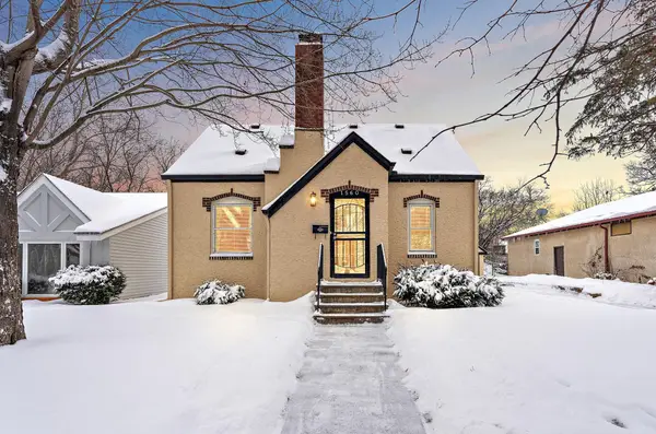 1560 Case Avenue, Saint Paul, MN 55106