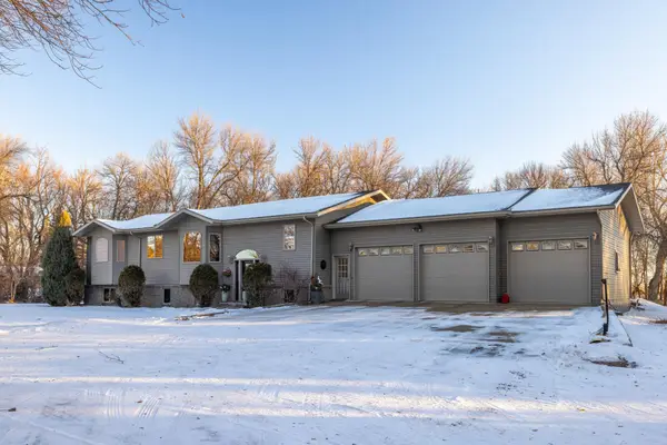 102 County Rd 1, Fessenden, ND 58438