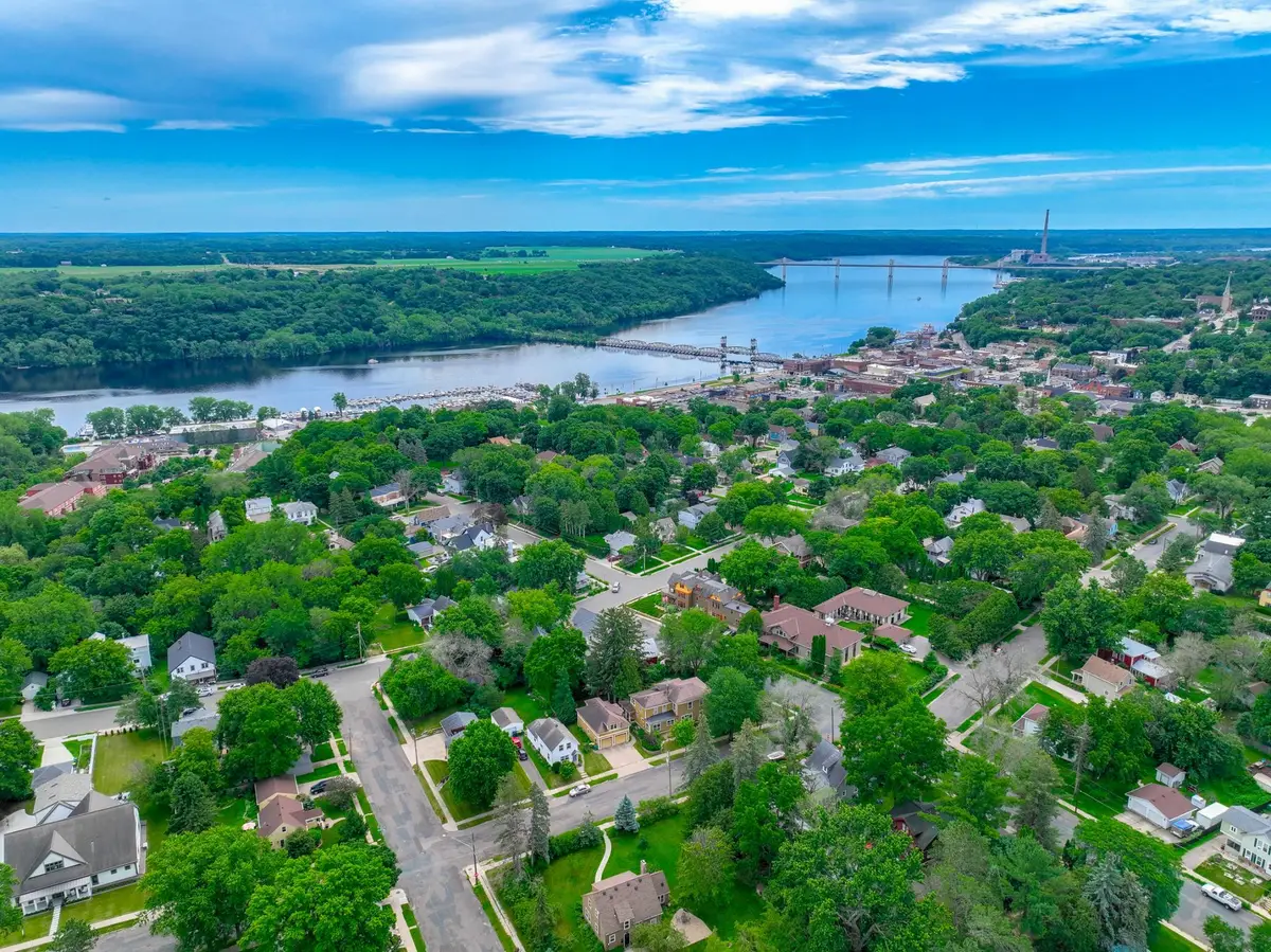 809 5th Street N, Stillwater, MN 55082 - Image #1