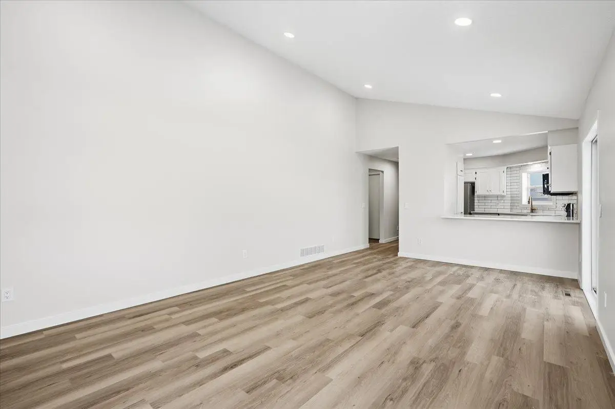 6496 13th Street N, Oakdale, MN 55128 - Image #1