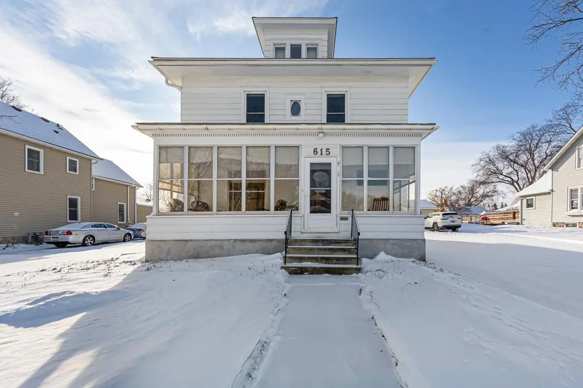 615 5th Street Nw, Faribault, MN 55021 - #1