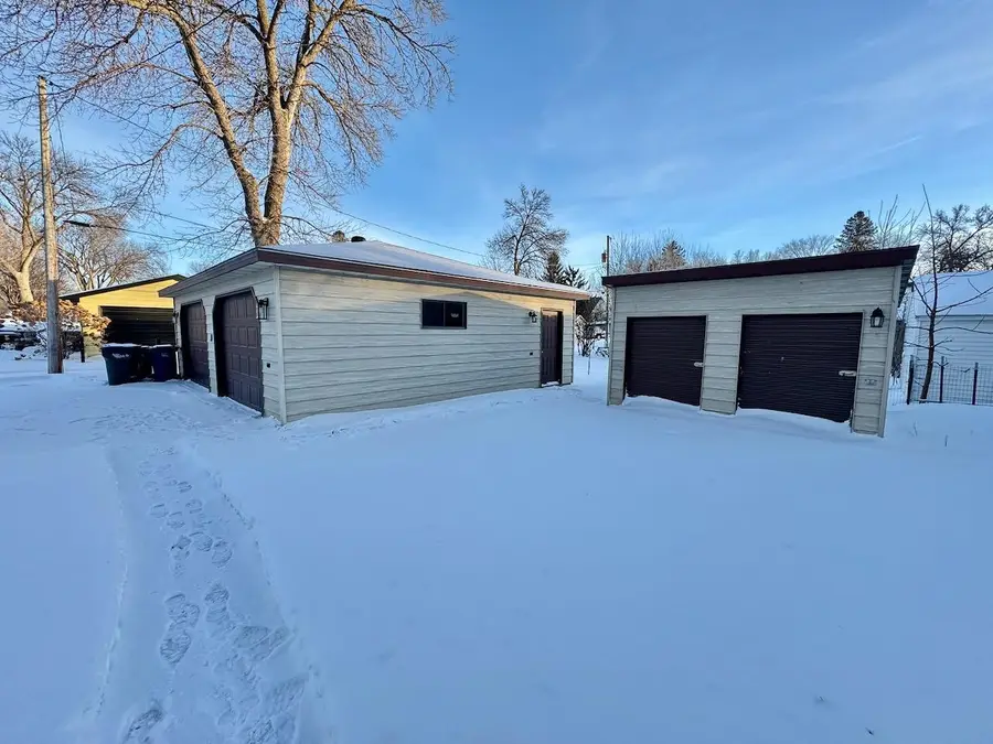926 N Aurdal Avenue, Fergus Falls, MN 56537 - #2