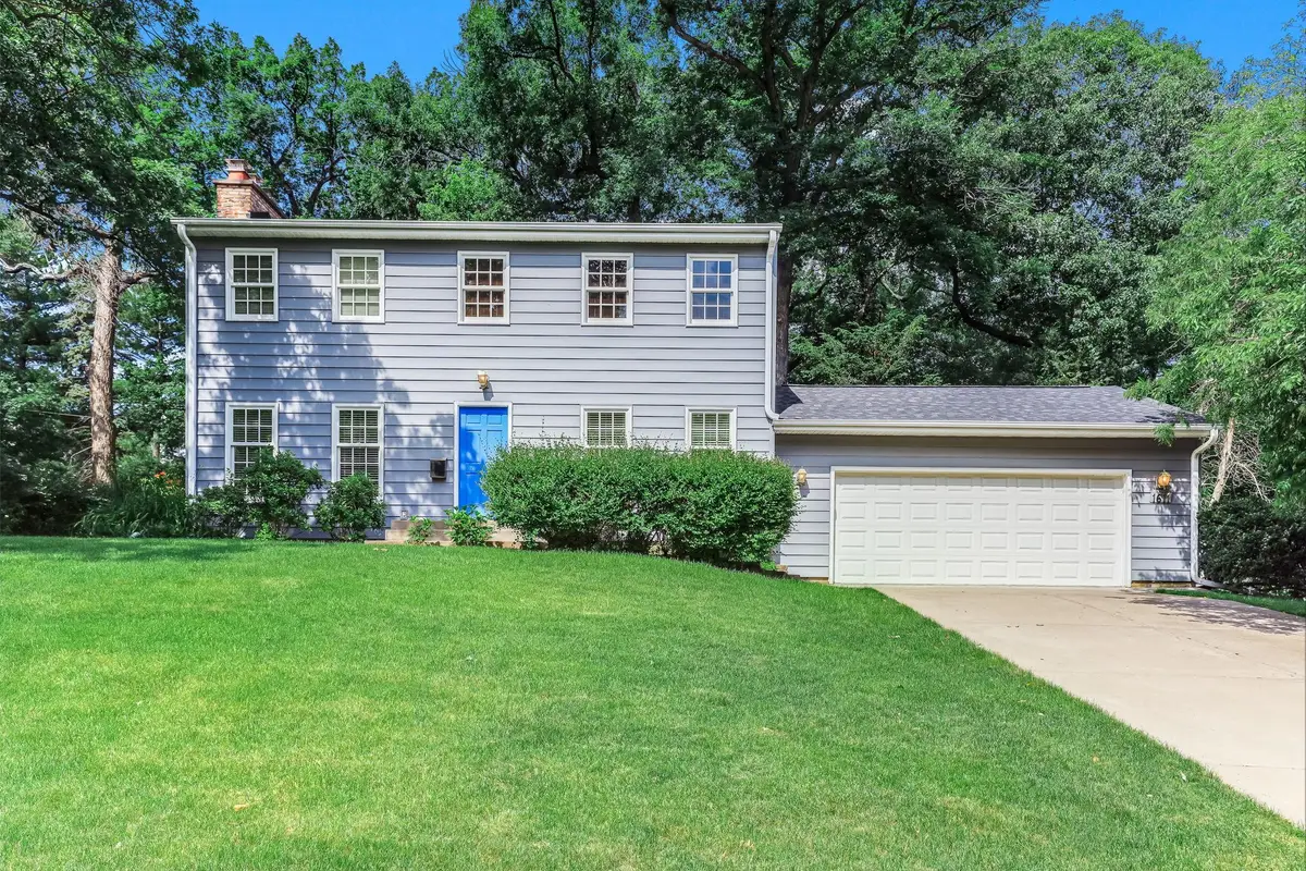 1611 Sumter Avenue N, Golden Valley, MN 55427 - #1