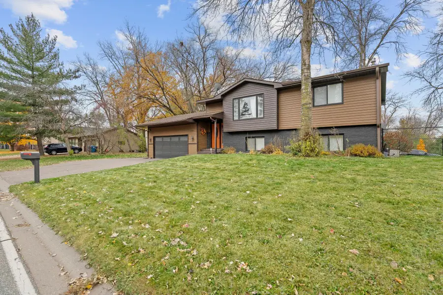 808 3rd Avenue Sw, Forest Lake, MN 55025 - #2