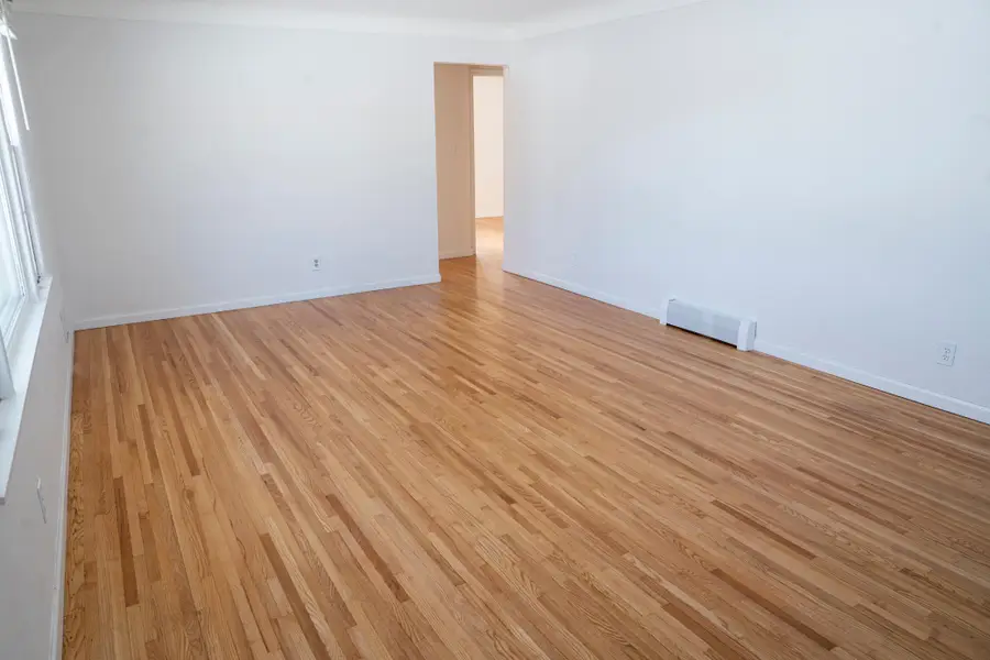 1176 Lawson Avenue E, Saint Paul, MN 55106 - #3