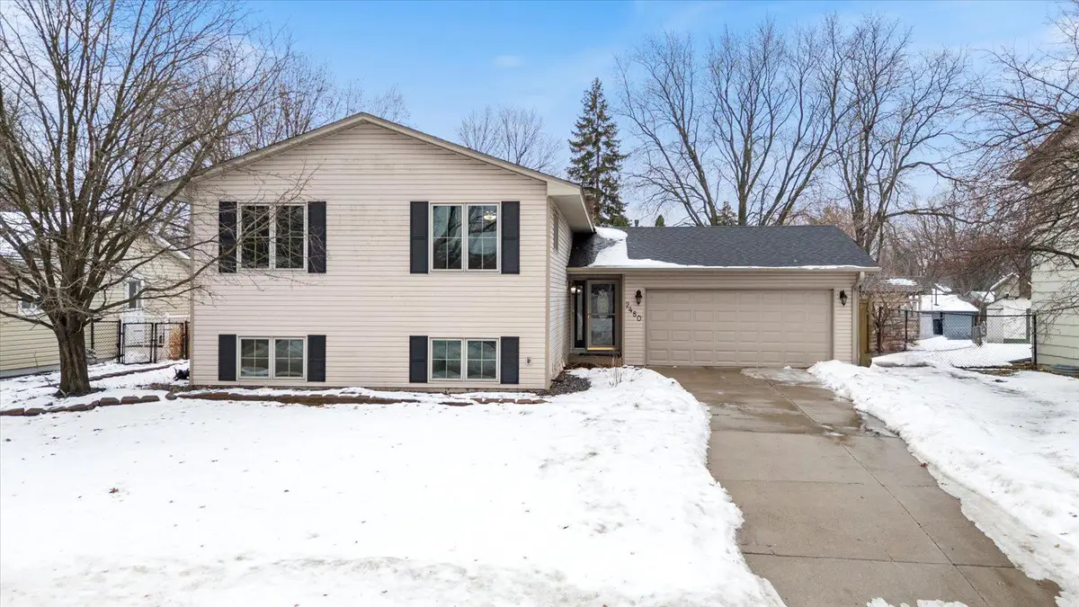2480 Shryer Avenue E, North Saint Paul, MN 55109 - Image #1