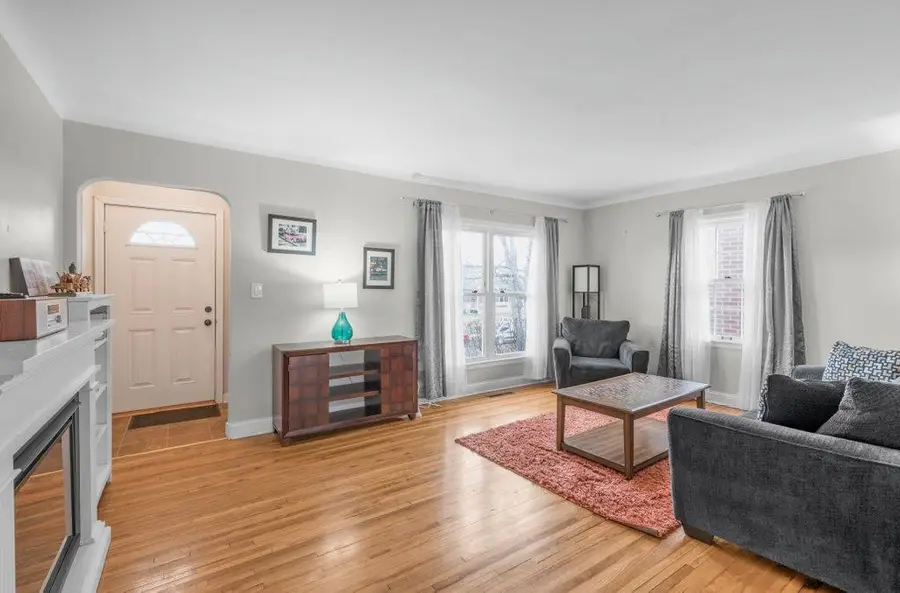 1981 W James Avenue, Saint Paul, MN 55105 - #3