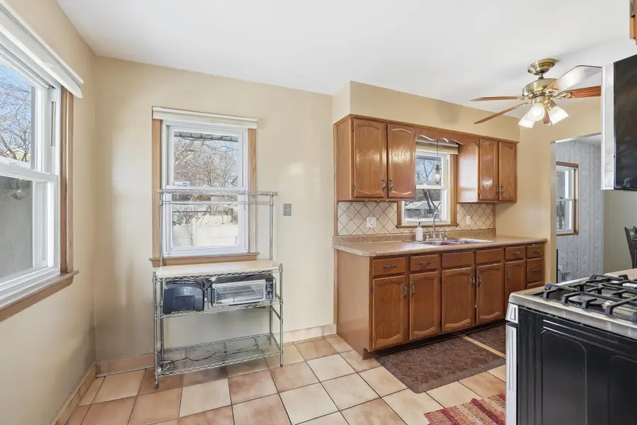 2447 Minnehaha Avenue E, Maplewood, MN 55119 - #3