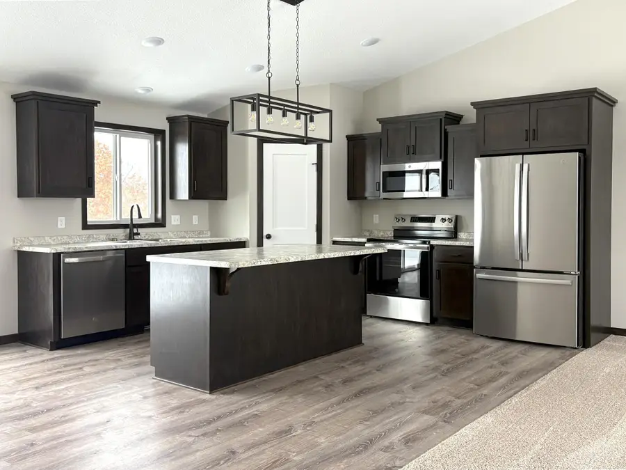 4605 8th Street Ne, Saint Cloud, MN 56304 - #3