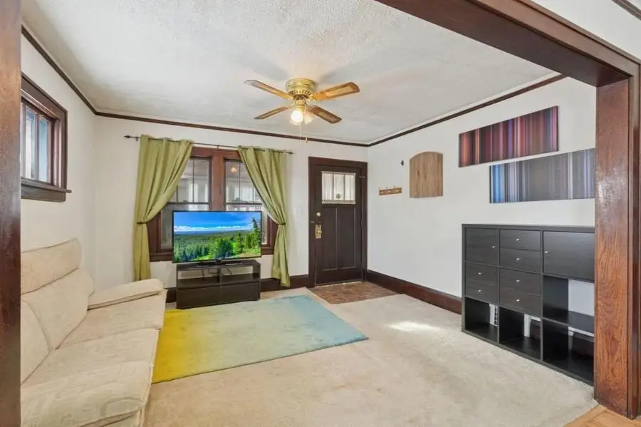 67 Sidney Street W, Saint Paul, MN 55107 - #3