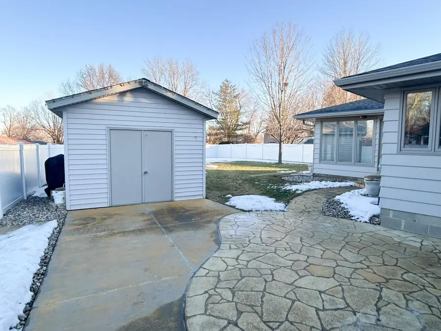 1118 Elmwood Avenue, Worthington, MN 56187 - Image #3