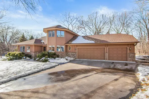 11010 40th Place N, Plymouth, MN 55441