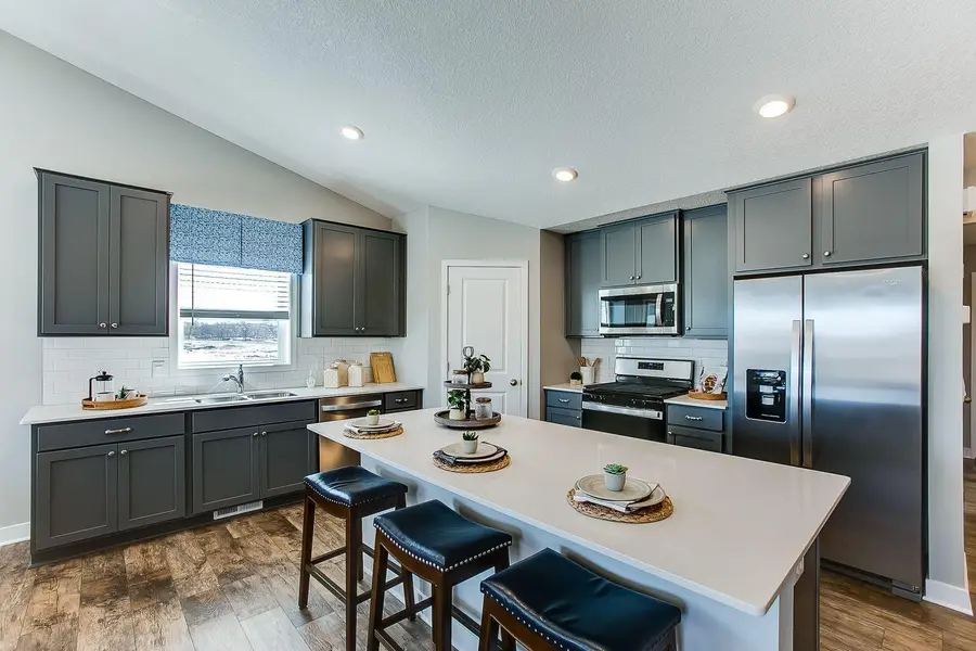 8006 Marquette Avenue Ne, Otsego, MN 55330 - #2