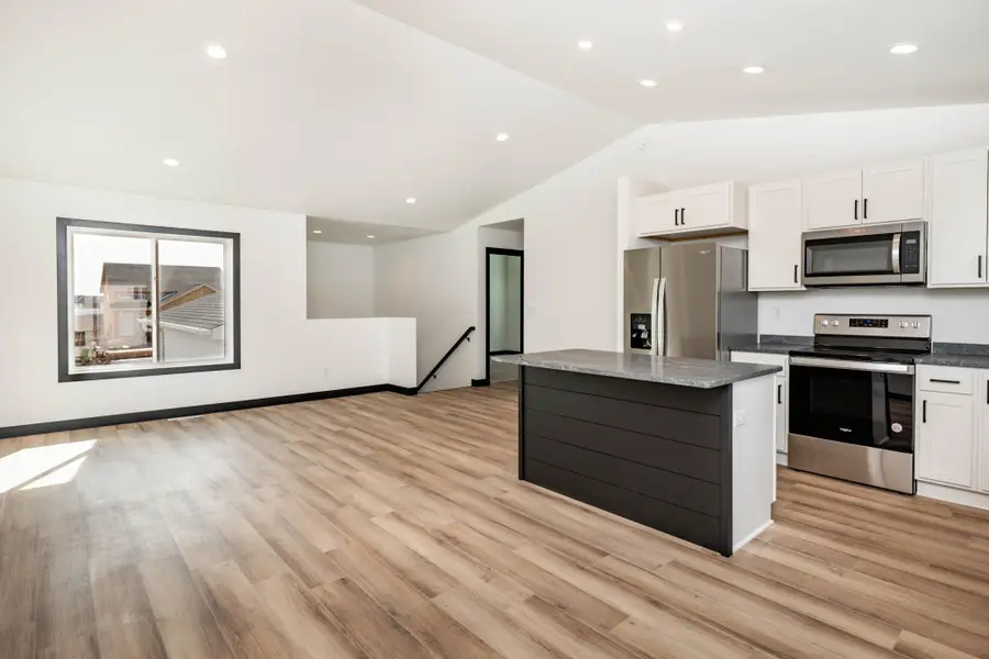 6729 67 Avenue S, Horace, ND 58047 - #3