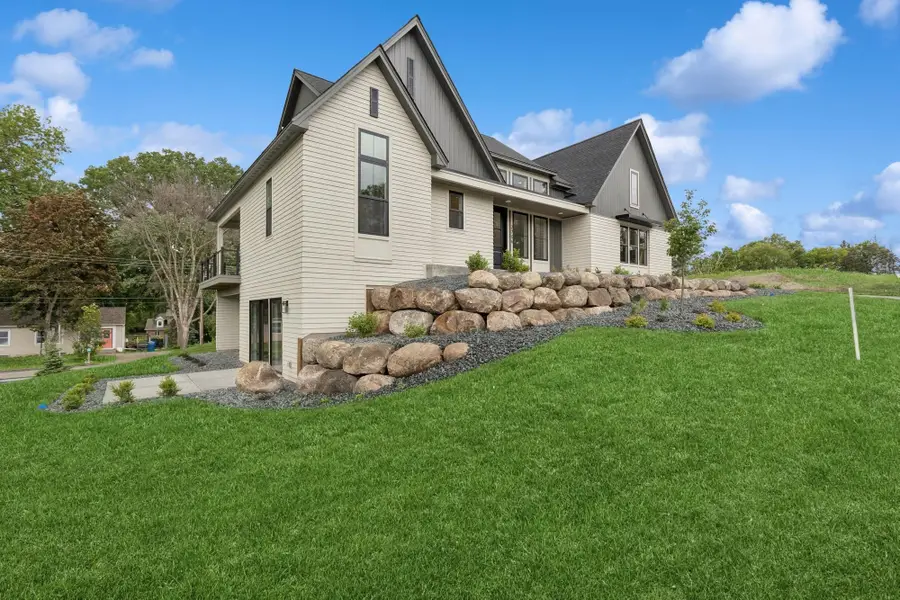 2706 Lakeview Court, Little Canada, MN 55117 - Image #3