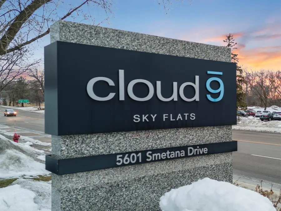 5601 Smetana Drive #808, Hopkins, MN 55343 - Image #2