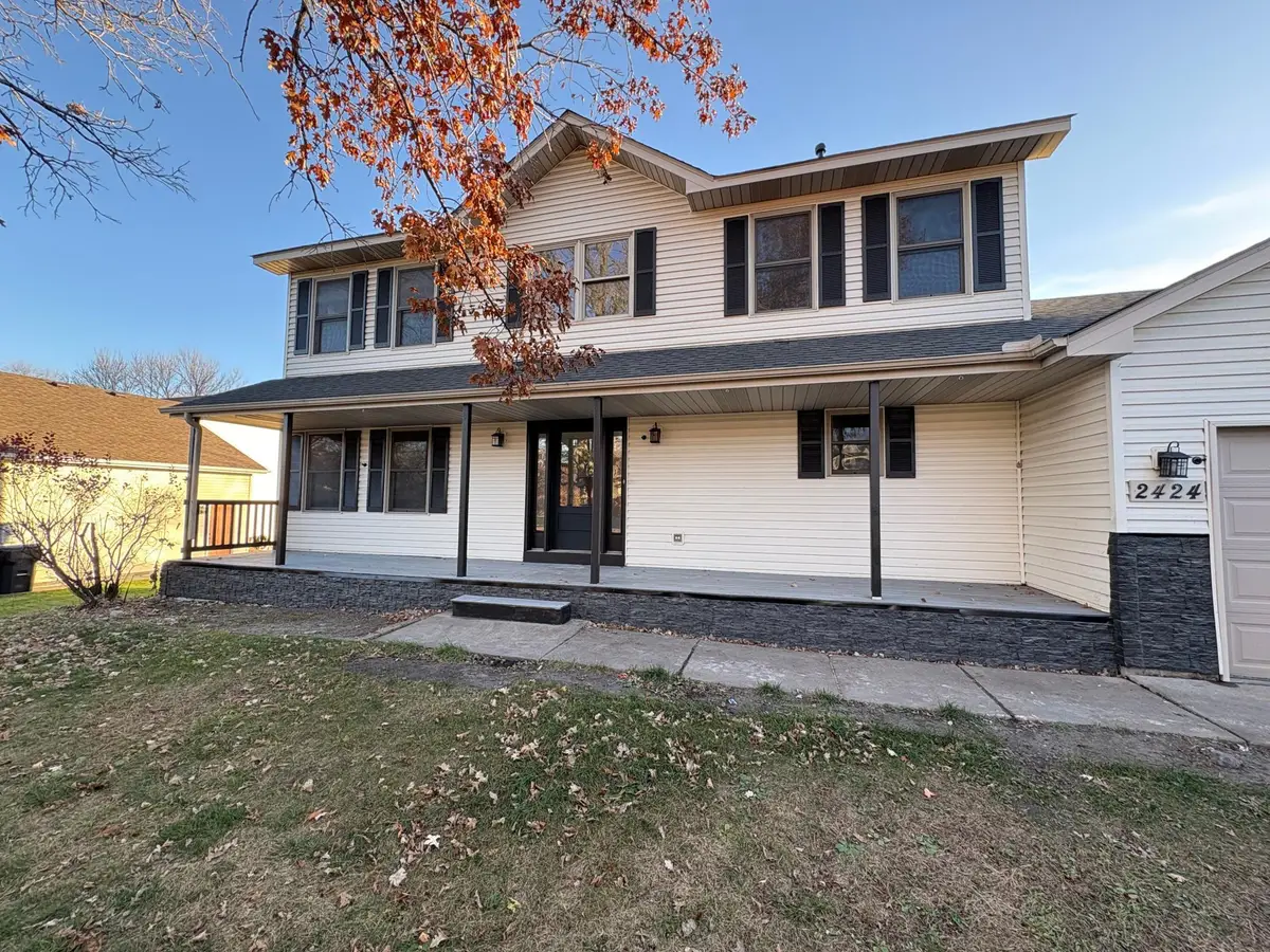 2424 Briar Oakes Boulevard, Monticello, MN 55362 - Image #1