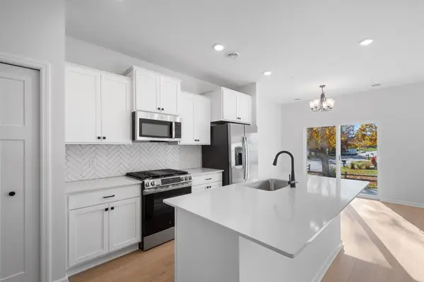 1536 Trellis Lane, West Saint Paul, MN 55118