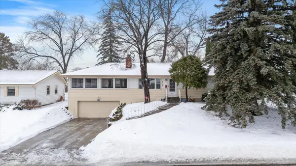 8109 30th Avenue N, Crystal, MN 55427