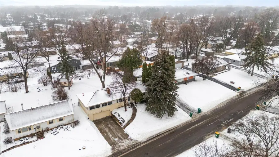 8109 30th Avenue N, Crystal, MN 55427 - Image #3