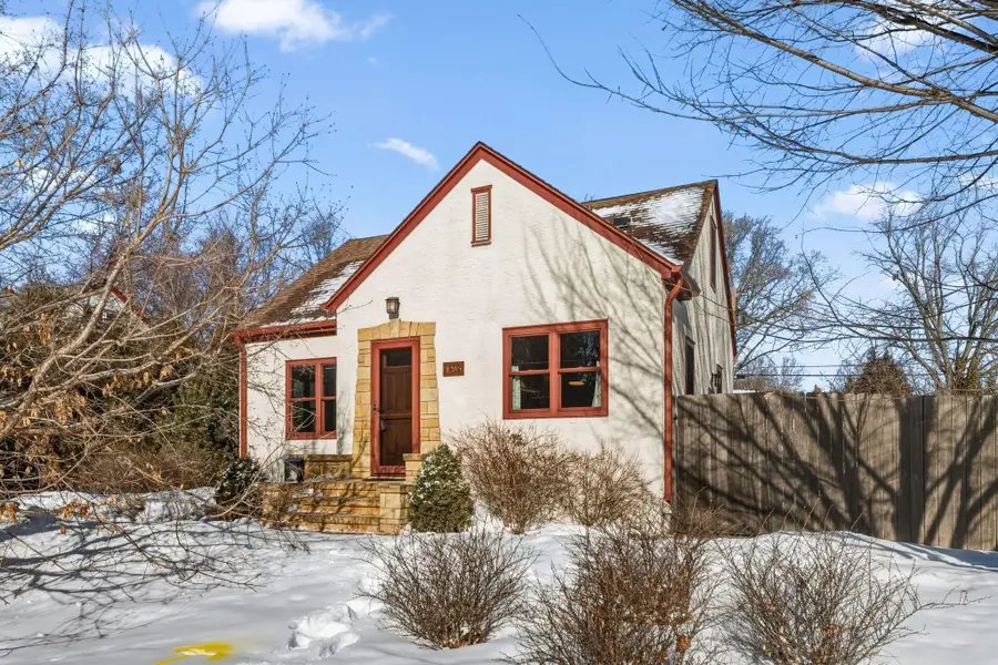 1285 Roselawn Avenue W, Roseville, MN 55113 - #2